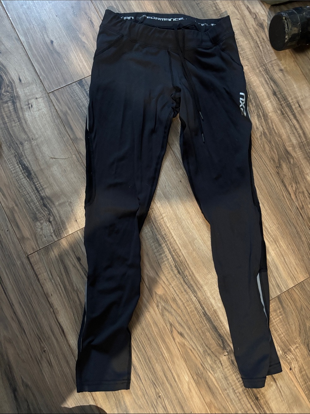 2XU Black Performance Tights with White Logos